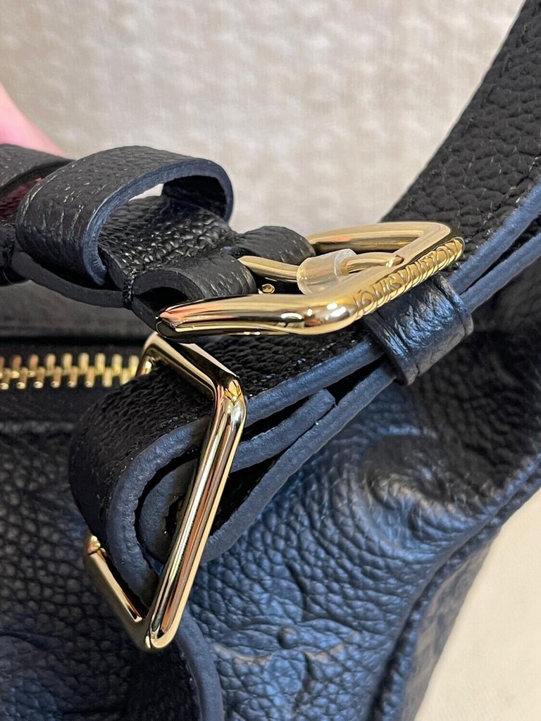 Louis Vuitton Bumbag Empreinte Leder Tasche in Schwarz Noir in  Baden-Württemberg - Villingen-Schwenningen