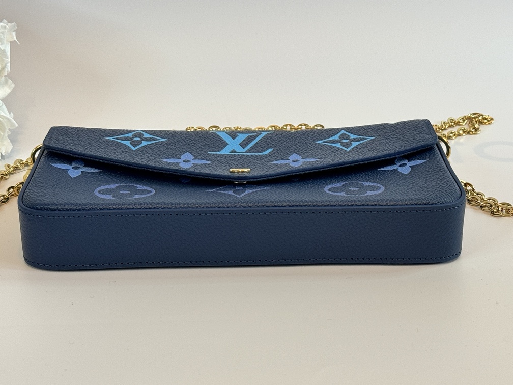 Pochette Felicie Empreinte BTP blau