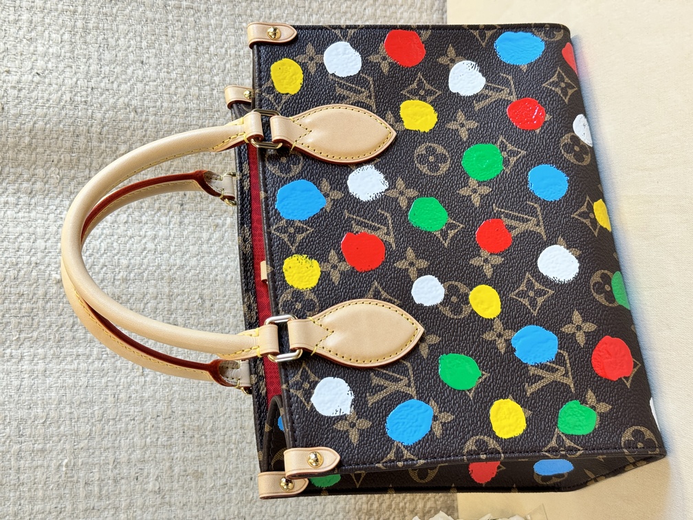 Onthego PM Monogram Kusama