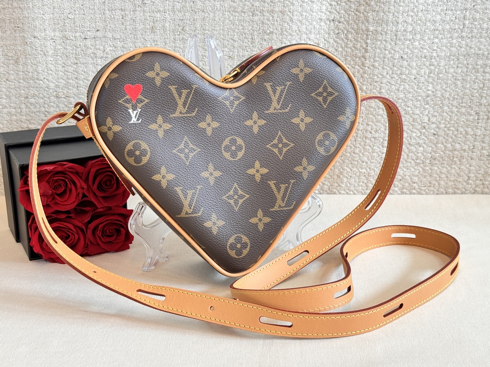 Coeur Heartbag Monogram