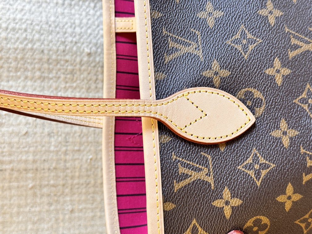 Neverfull MM Monogram