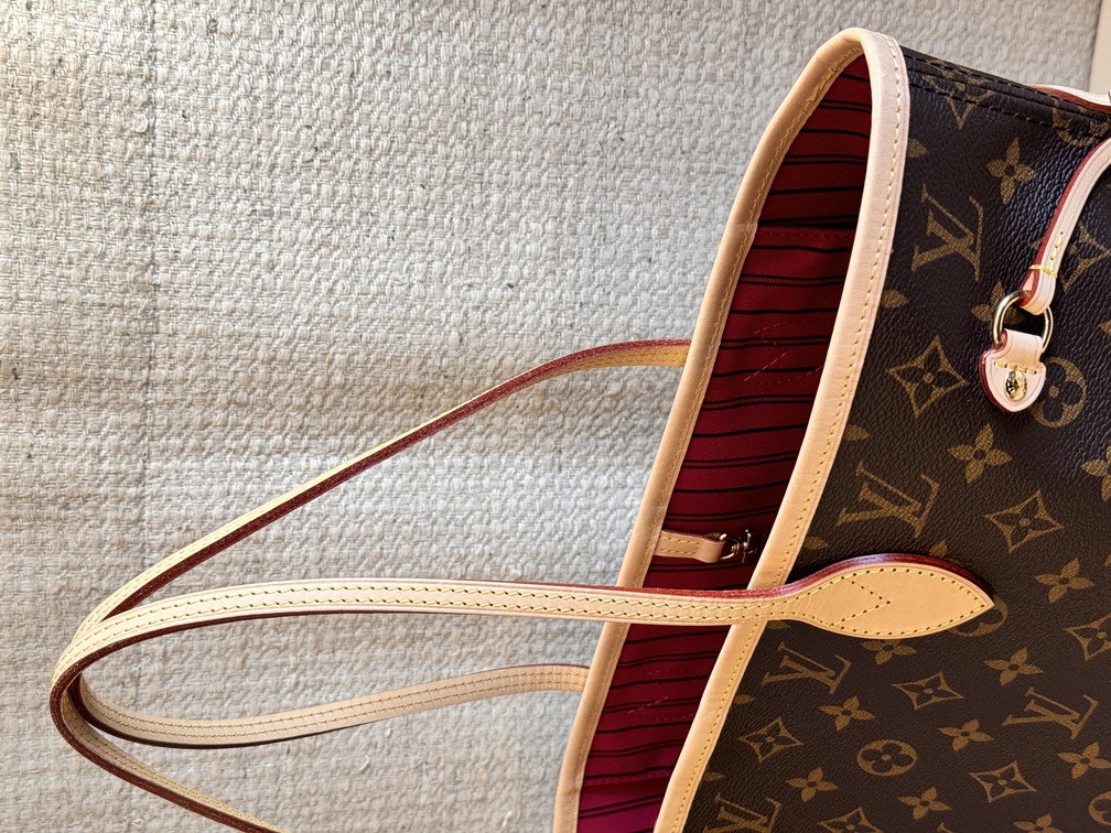 Neverfull MM Monogram