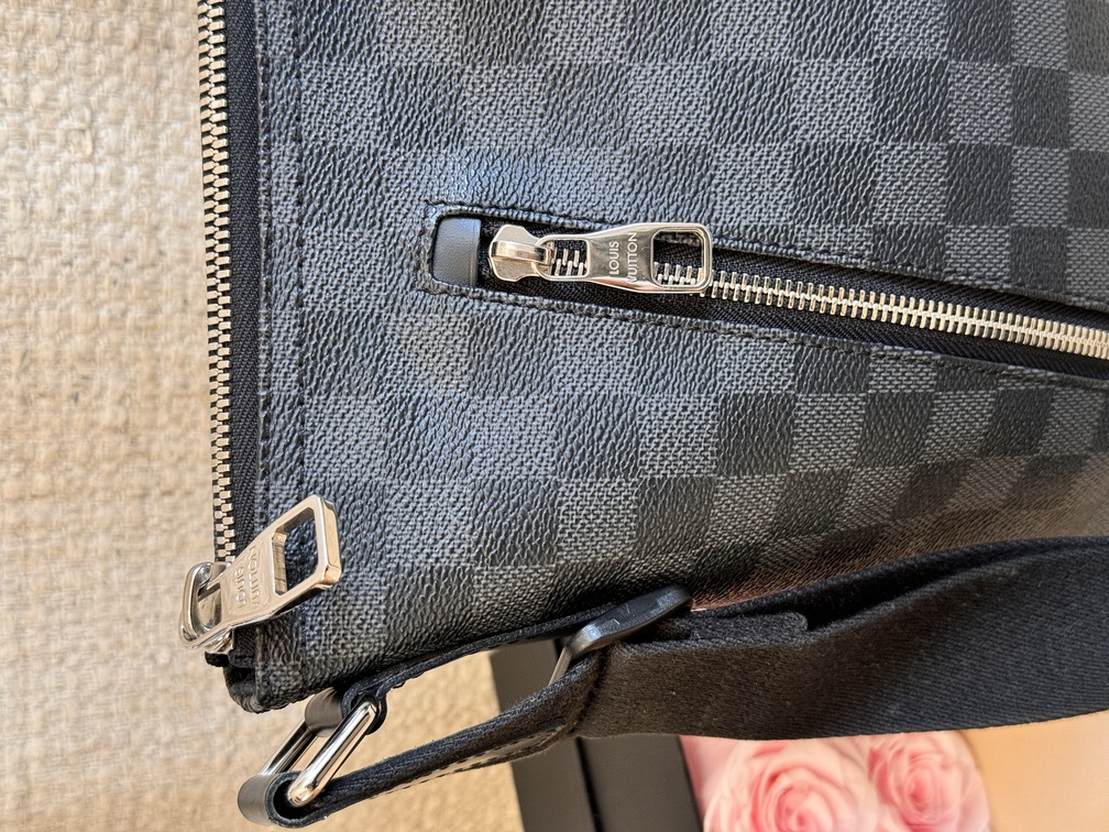 MICK Messenger PM Damier Graphite