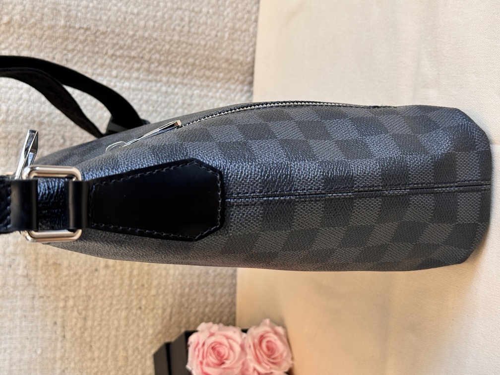 MICK Messenger PM Damier Graphite