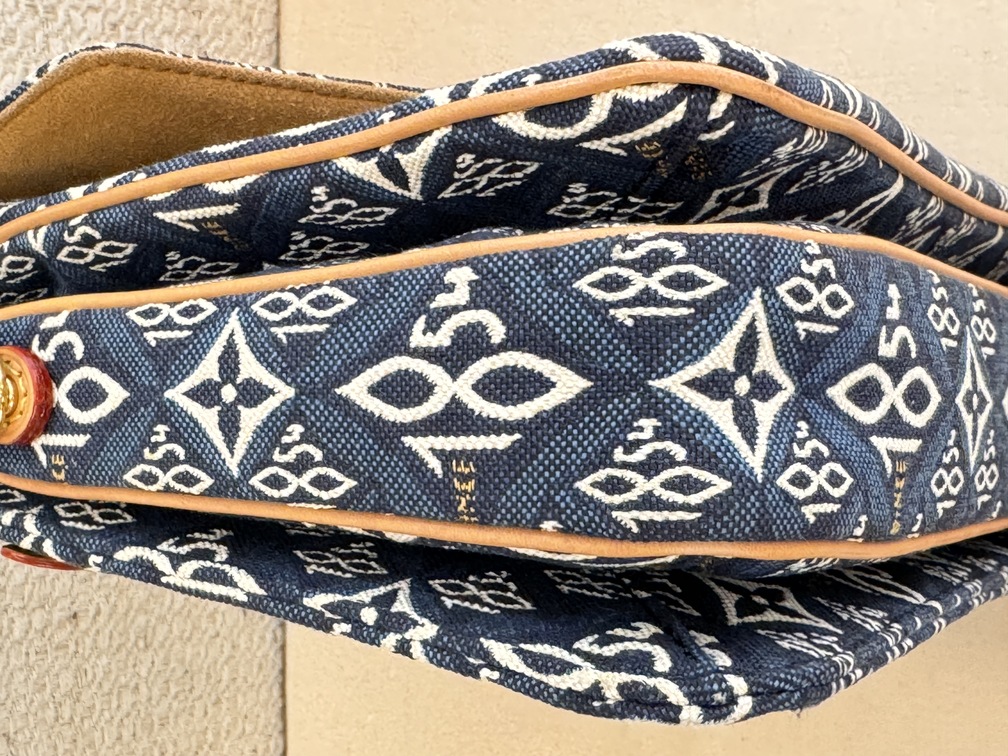 Pochette Metis 1854 blau