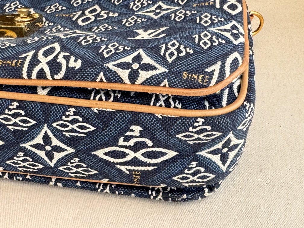 Pochette Metis 1854 blau