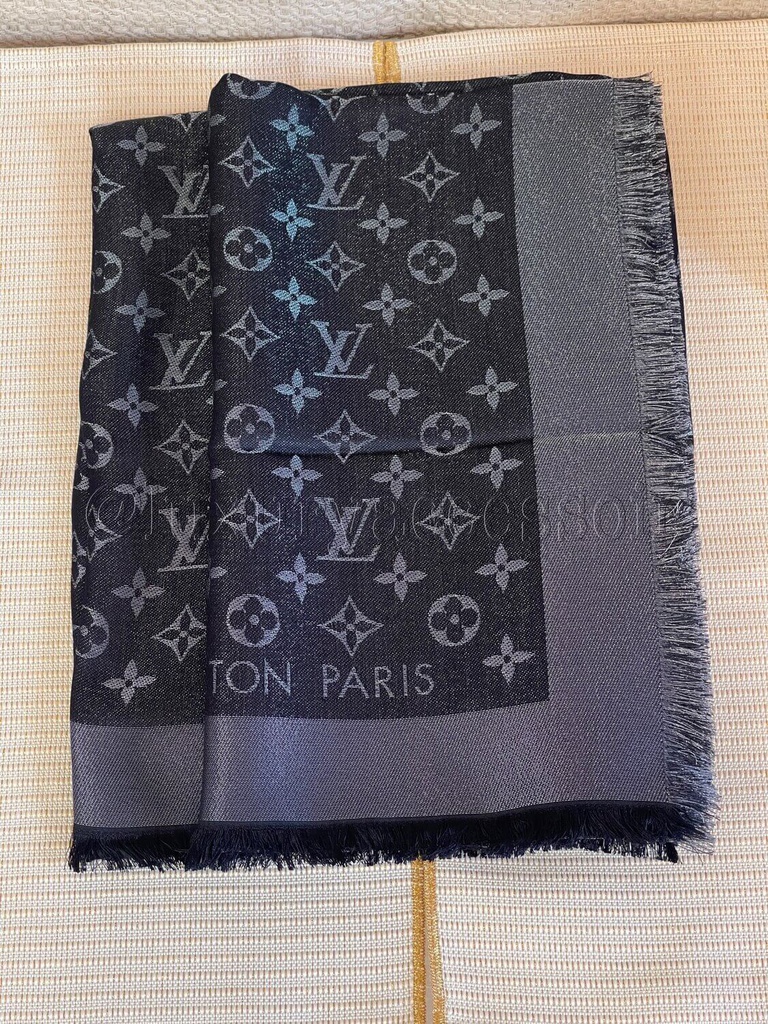Louis Vuitton Monogram Shine Tuch - MyLovelyBoutique