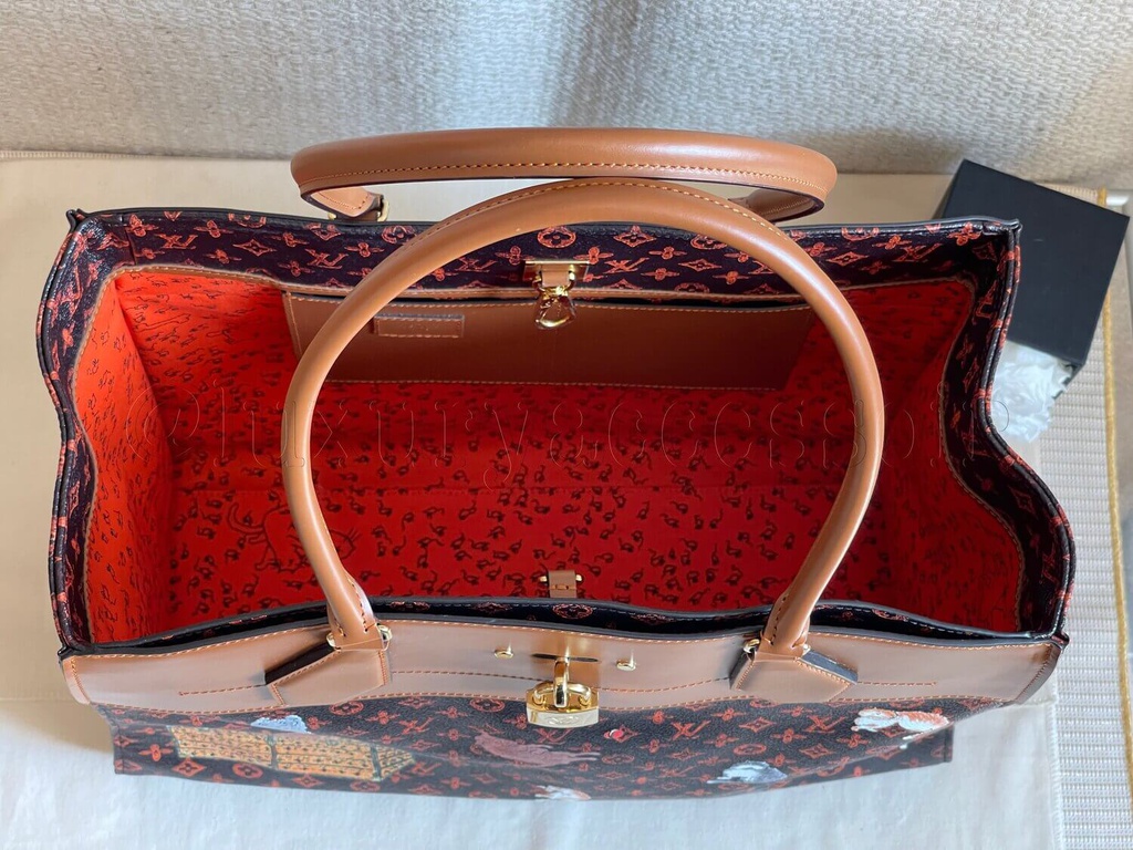 Louis Vuitton Limited Edition Catogram City Steamer Cabas XXL Bag