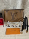 Double Zip Pochette Reverse