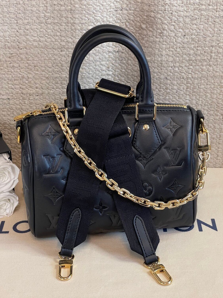 Speedy 22B lambskin black