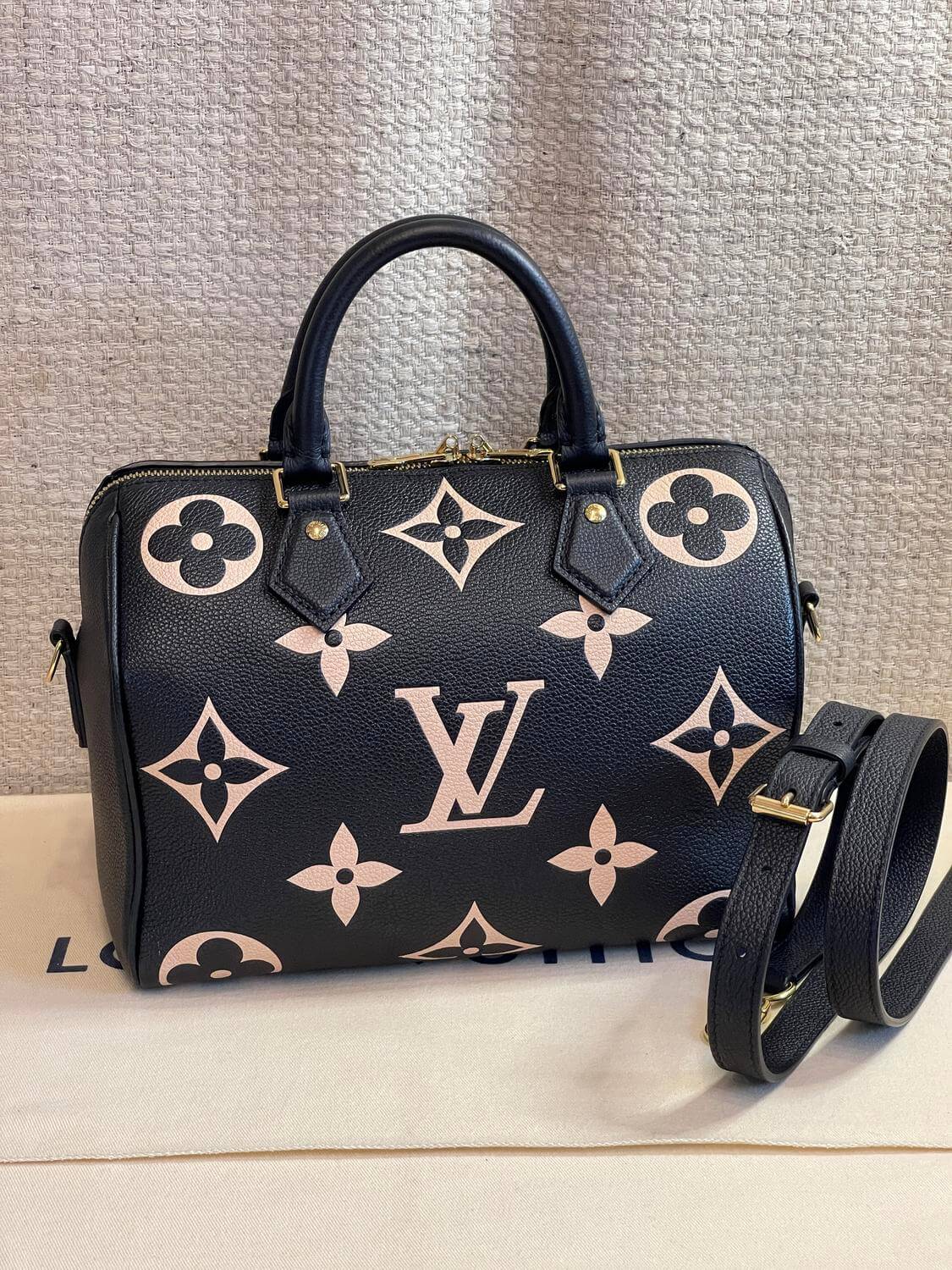 Louis Vuitton Monogram Porte documents voyage – Iconics Preloved Luxury