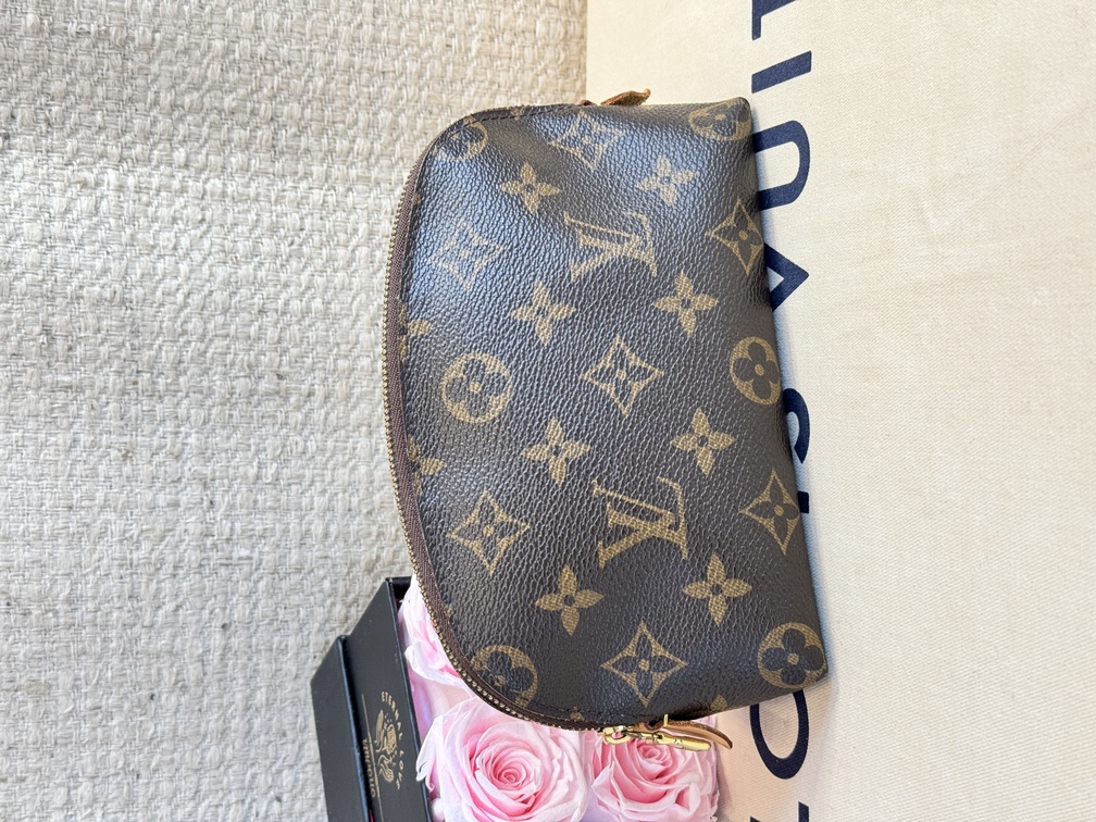 Louis vuitton cosmetic pouch sale